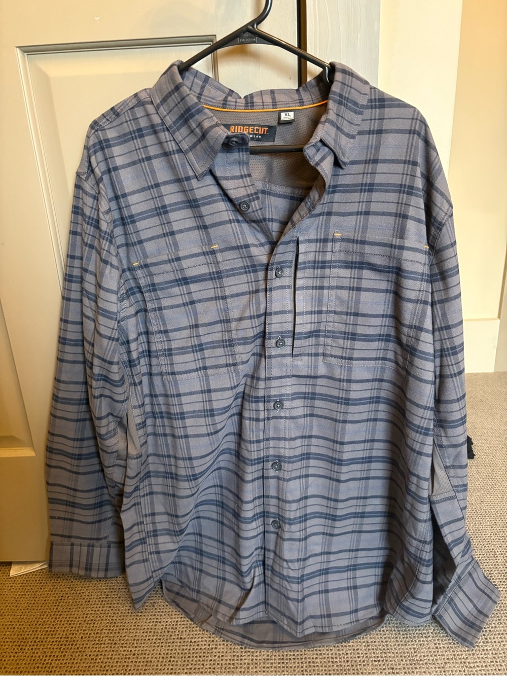 Ridgecut Men's Blue Plaid Casual Button-Down Shirt